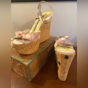 Harajuku Lovers Picnic Gingham Platforms RARE size 7